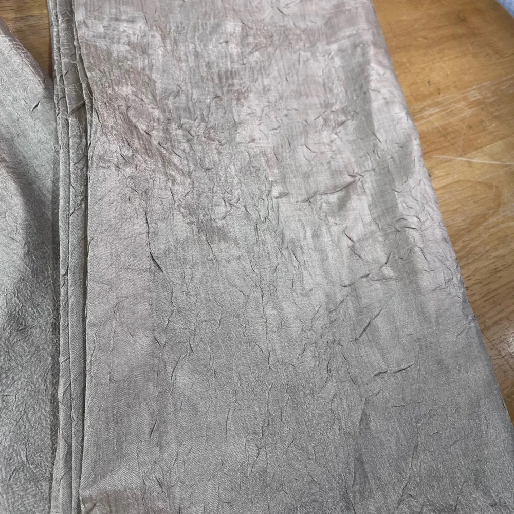 Croscill crinkled texture